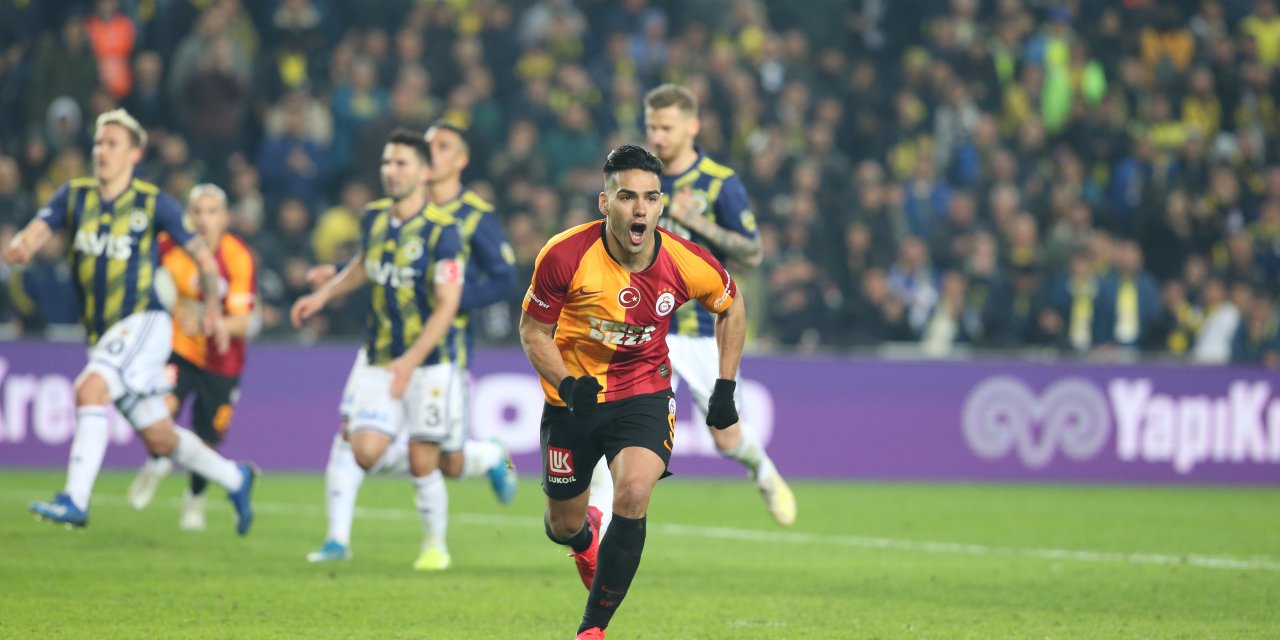 Galatasaray tarihi galibiyetle zirveye ortak oldu