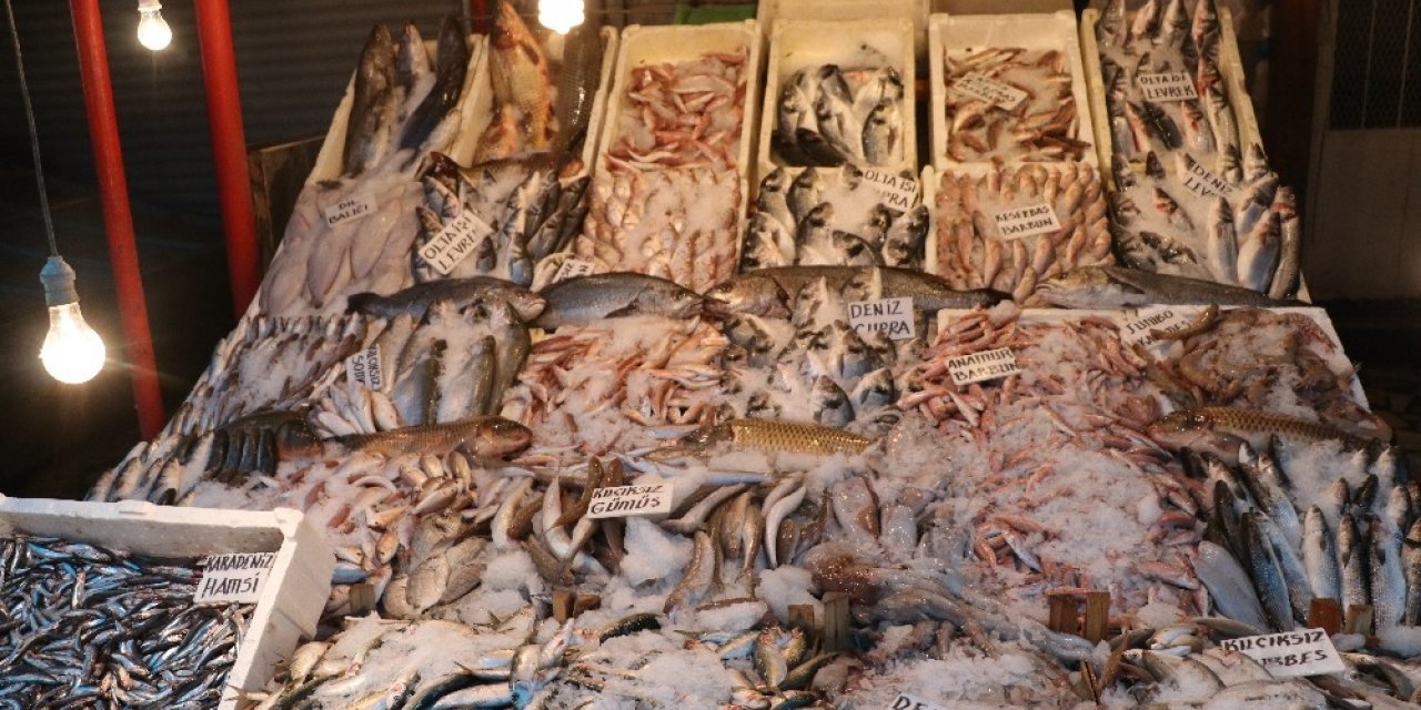 Balıkçılar çiftlik balıklarının fiyatlarının artmasına tepkili