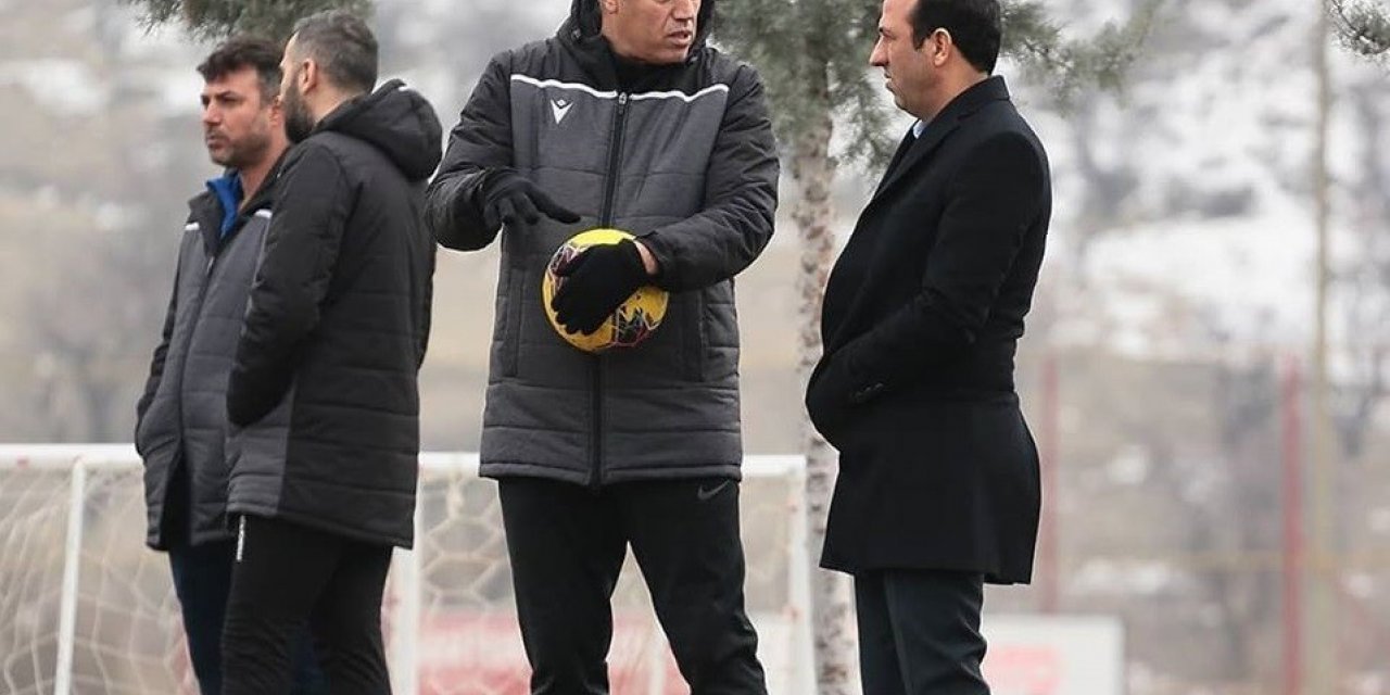 Yeni Malatyaspor’da Özdeş ile devam kararı