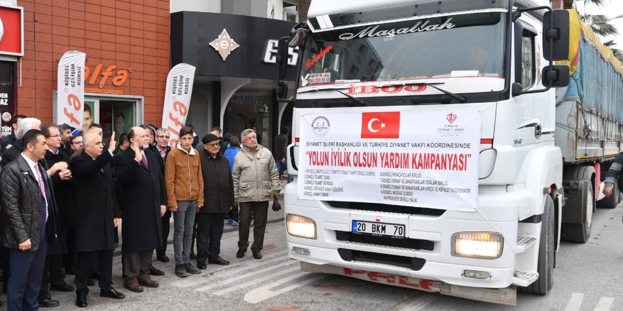 Denizli'den İdlib'e 7 tır insani yardım