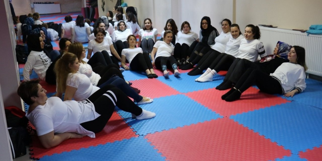 Spor ile yılda 60 kilo veriyorlar
