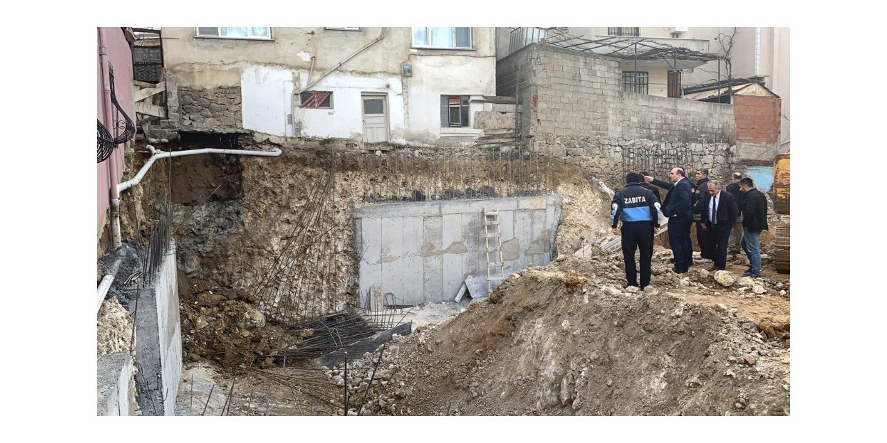 Darıca’da inşaat temelinde kayma meydana geldi