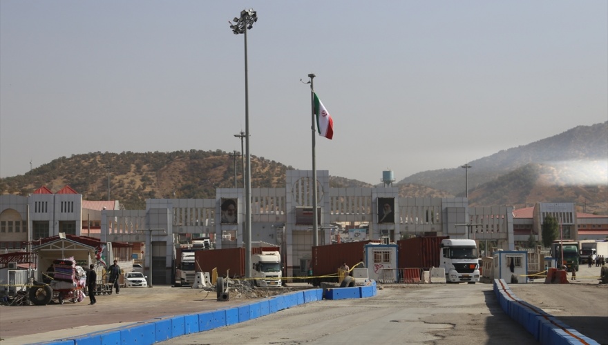 IKBY'nin İran'la sınırlarını kapatması benzin kuyruklarına neden oldu