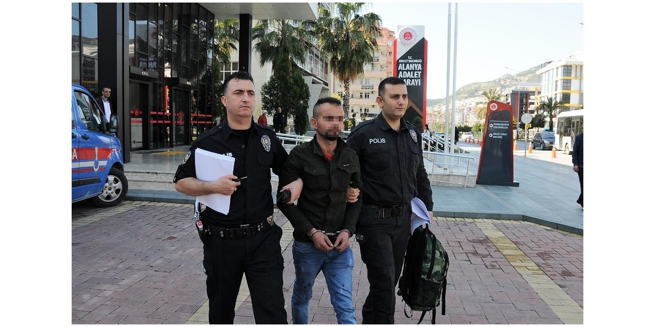 Yangını fırsata çevirdi, patrondan kaçamadı