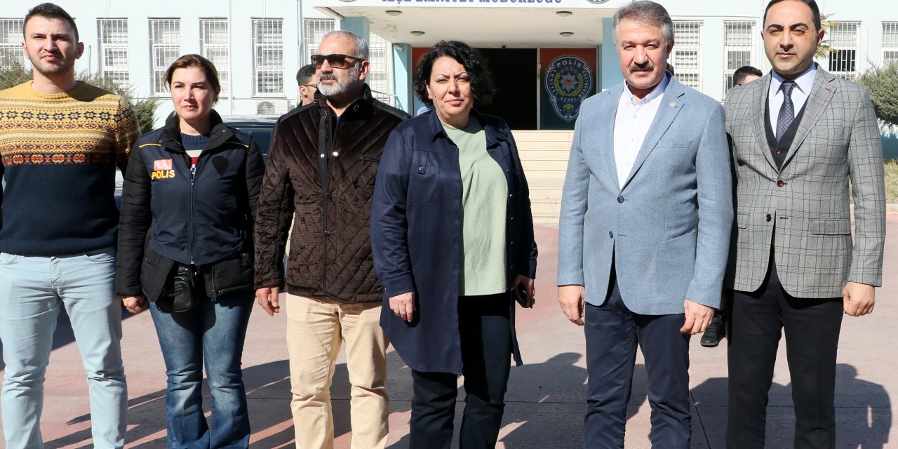 GÜNCELLEME - Göçmen kaçakçılarına "Aylan bebek" operasyonu: 60 gözaltı