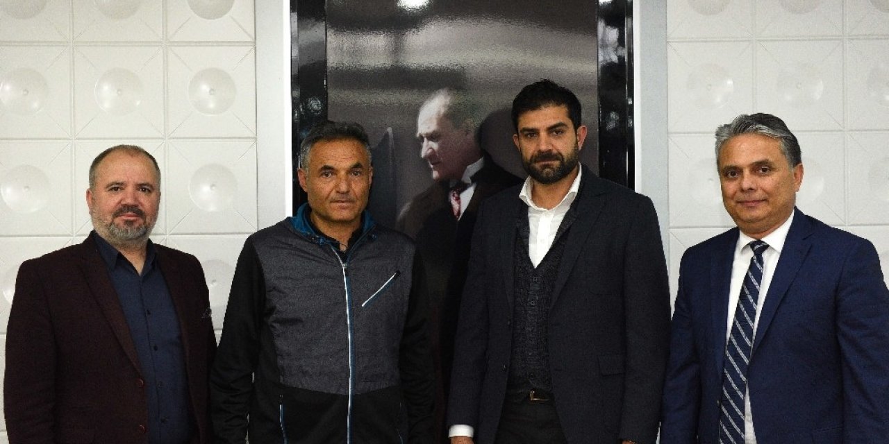 Spor Kulübü, Kadın Milli Takım Başantrenörü Ünsal ile yollarını ayırdı
