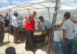 Kayacıklılar dayanışma şenliği