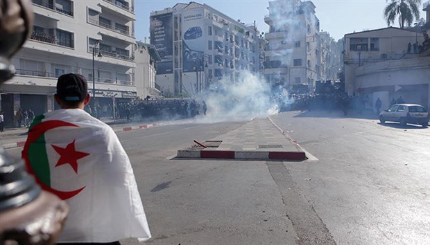 Cezayir'de ilk kez Kovid-19 vakası tespit edildi