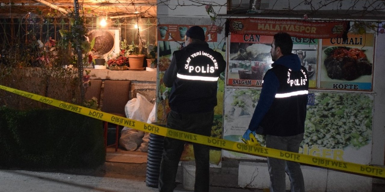 Malatya’da yemek yediği esnada silahlı saldırıya uğrayan şahıs yaralandı