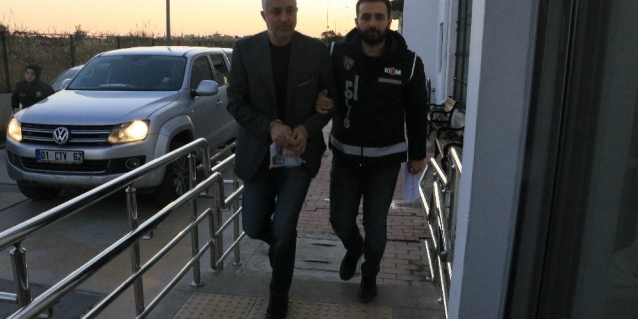 Adana merkezli 13 ilde FETÖ operasyonu