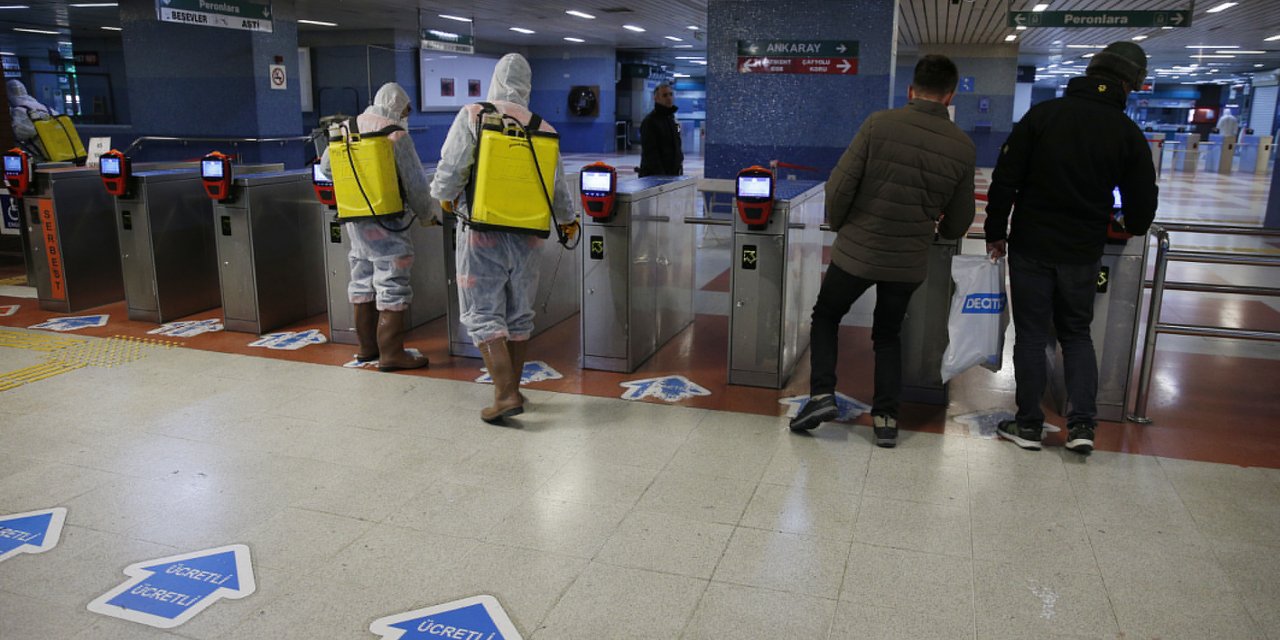 Metro ve istasyonlarda "virüs" temizliği