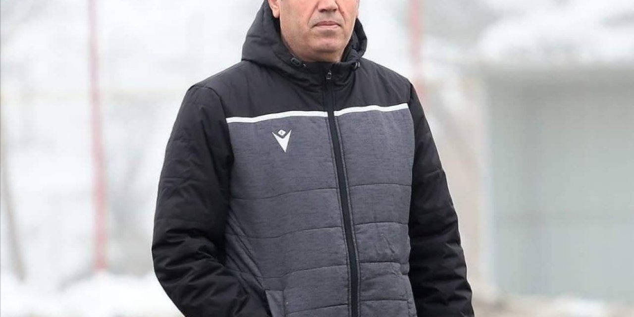 Yeni Malatyaspor’da Özdeş’i futbolcuları istifadan vazgeçirdi