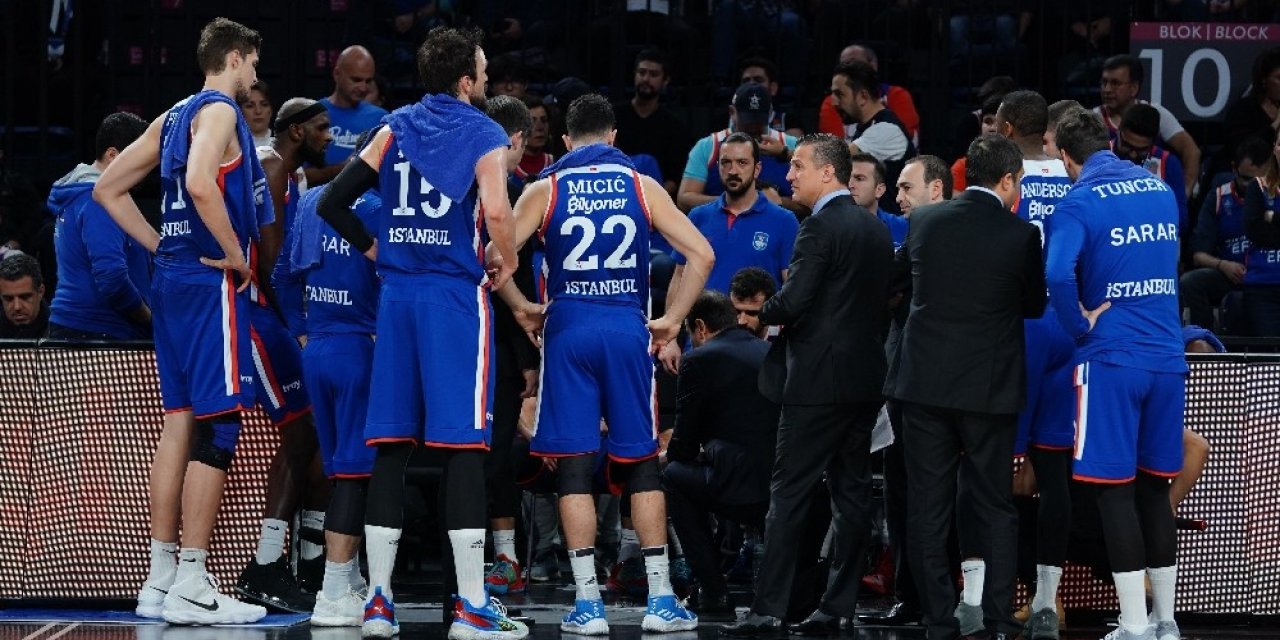 Lider Anadolu Efes, Alba Berlin’e konuk olacak