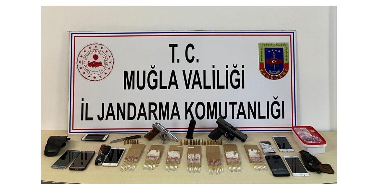 Akyaka’da değeri 2 milyon lira olan kobra yılanı zehri ele geçirildi