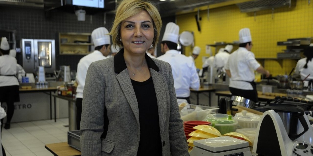 Müberra Ersin: "Koronavirüsün Avrupa’da özellikle İtalya’da görülmesi turizm sektörünü negatif yönde etkiledi"