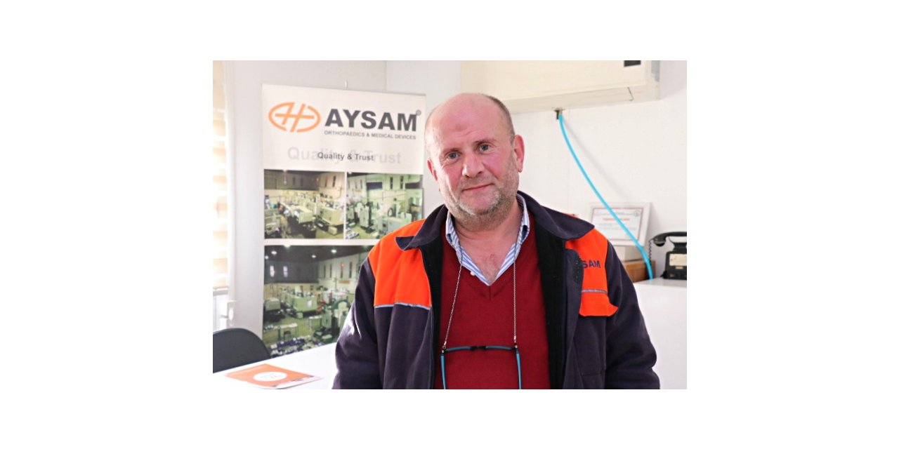 Dünyaya tıbbi alet satan iş adamı, tulum giyip işçileriyle mesai yapıyor