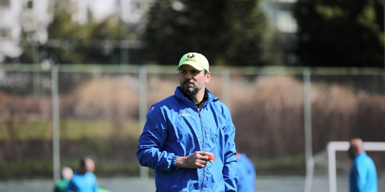 Erol Bulut’tan Fenerbahçe açıklaması!