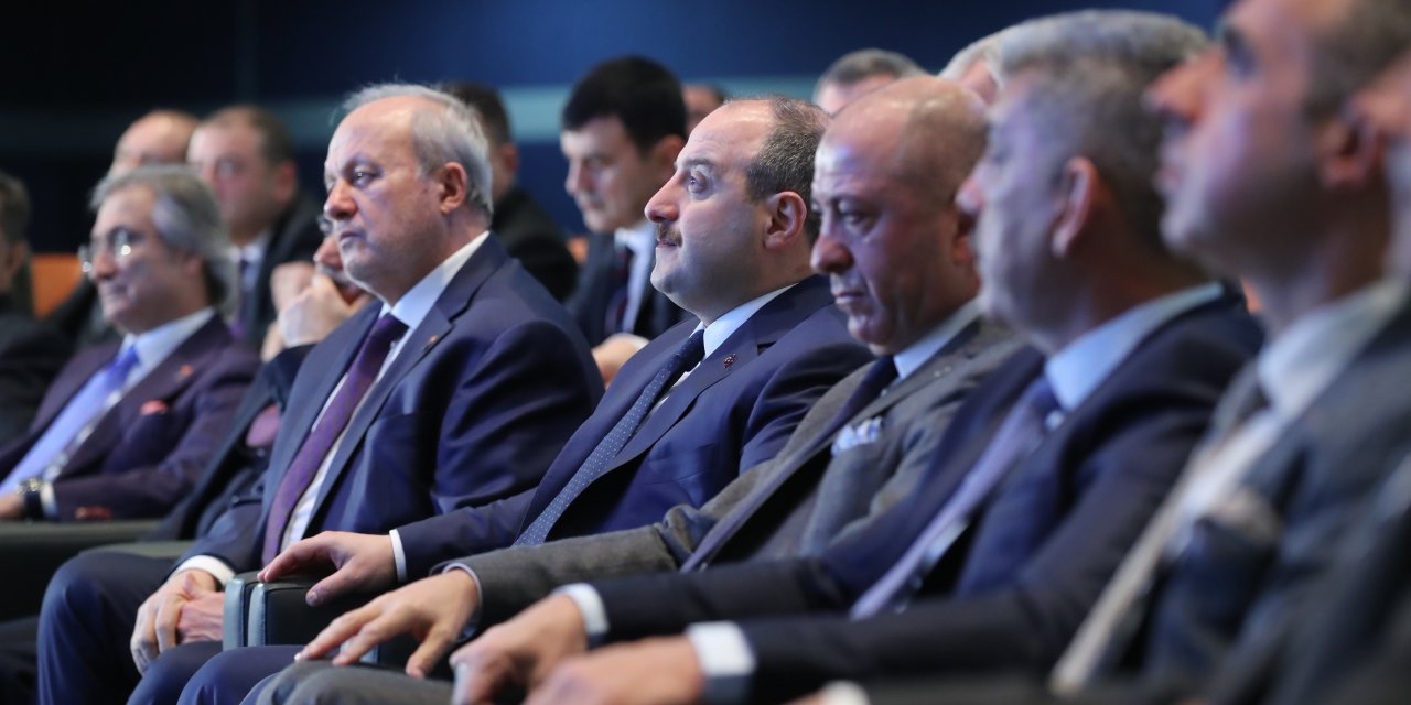 Varank: Çin'den yapılan ara malı tedariklerinin bir kısmının ülkemize kayma durumu var