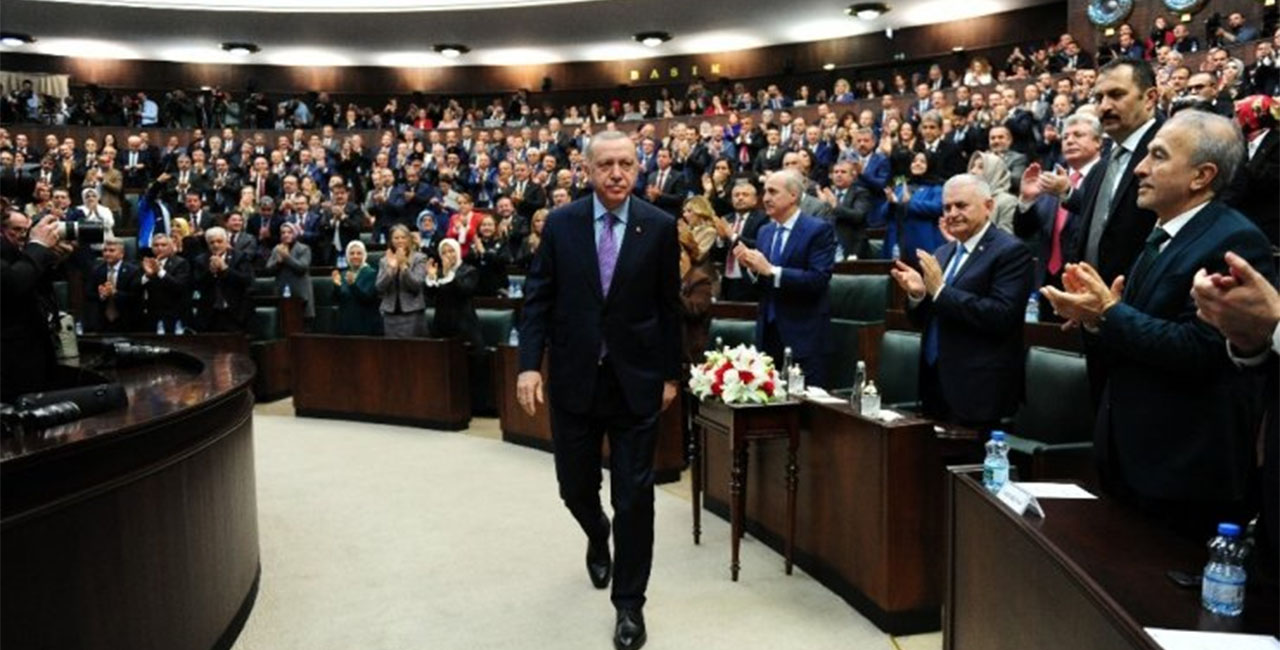 Cumhurbaşkanı Erdoğan’a AK Parti Grubu’nda doğum günü sürprizi