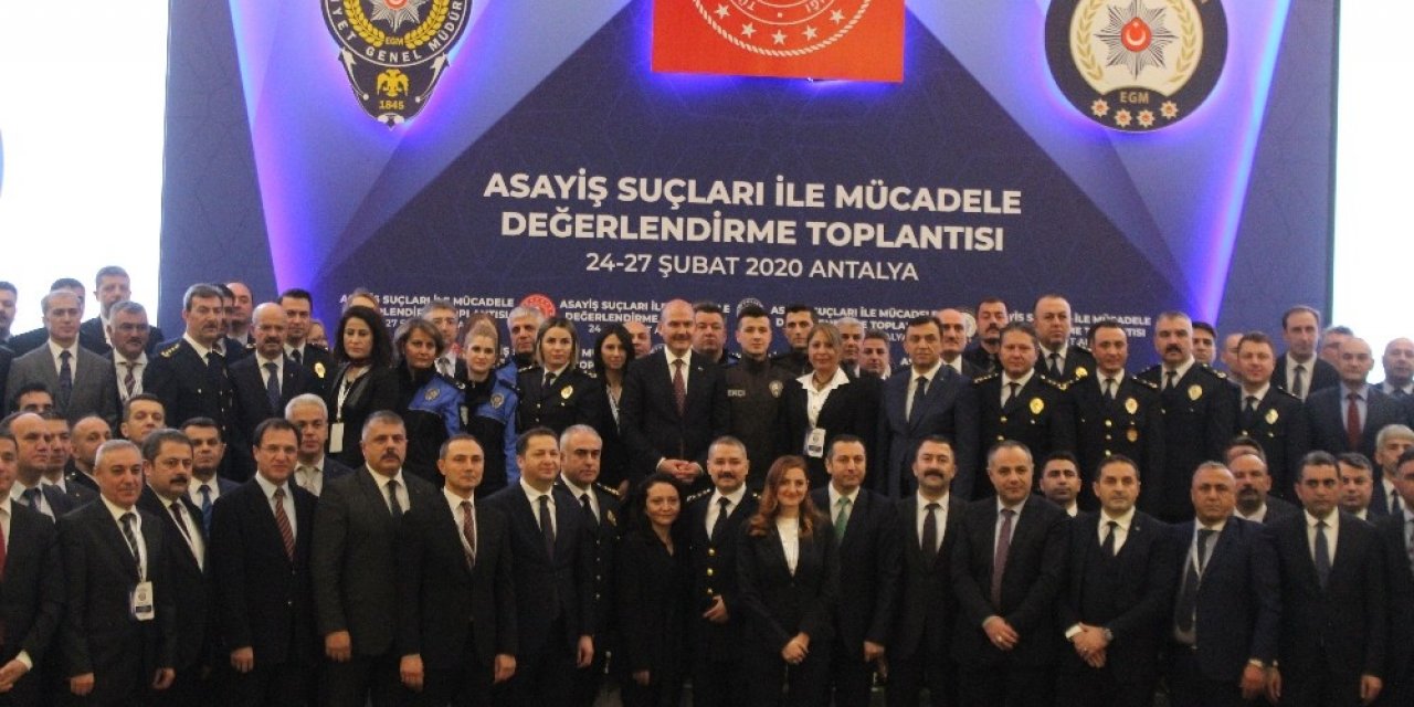 Bakan Soylu hakimlerden elektronik kelepçenin yaygınlaştırılmasını istedi