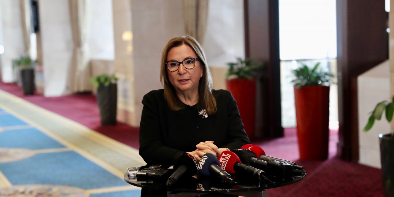 Bakan Pekcan, Kovid-19'a karşı gümrüklerde alınan tedbirlere ilişkin soruları yanıtladı: