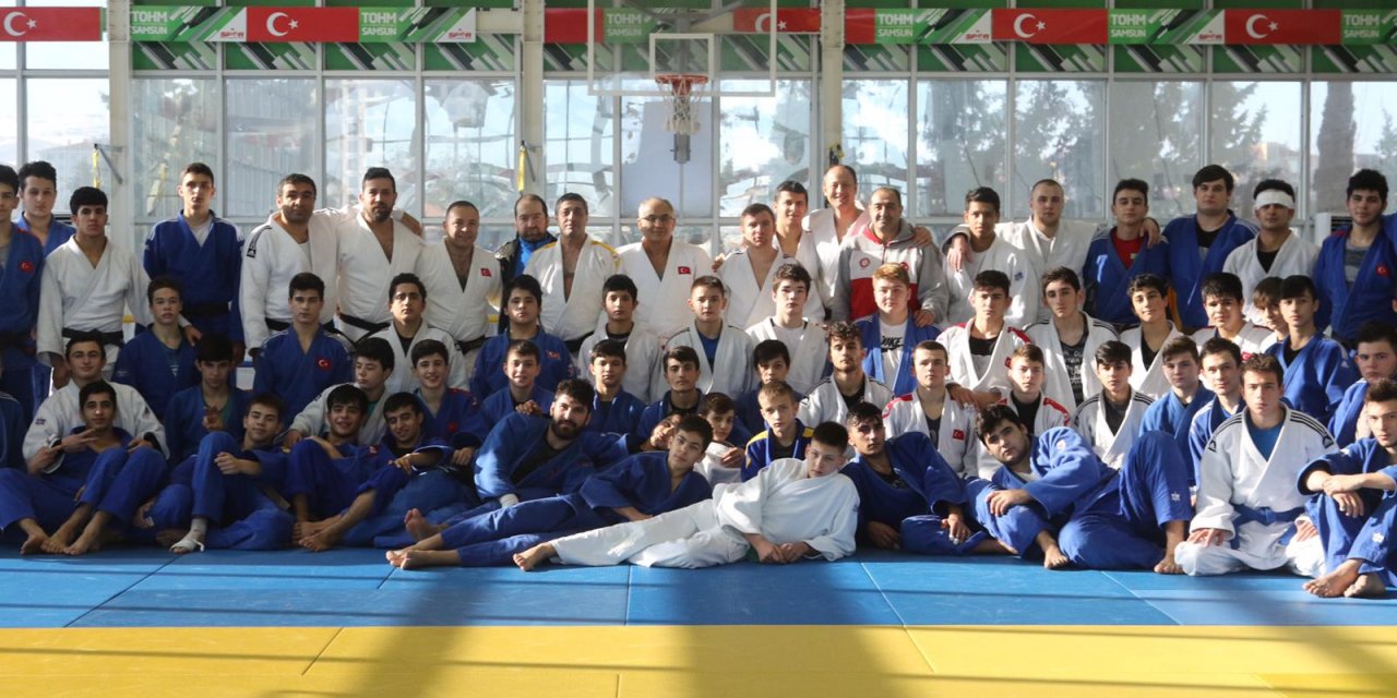 Genç judocuların Samsun kampı sona erdi