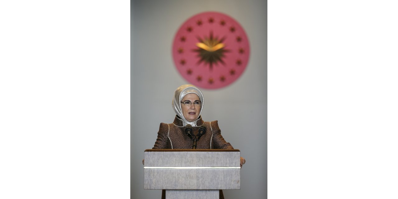 Emine Erdoğan, Koruyucu Aile Programı'nda konuştu: