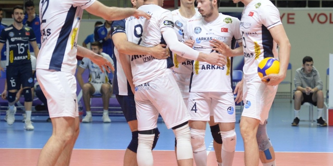 Avrupa Erkekler CEV Kupası: Galatasaray HDI Sigorta: 3 - Arkas: 1