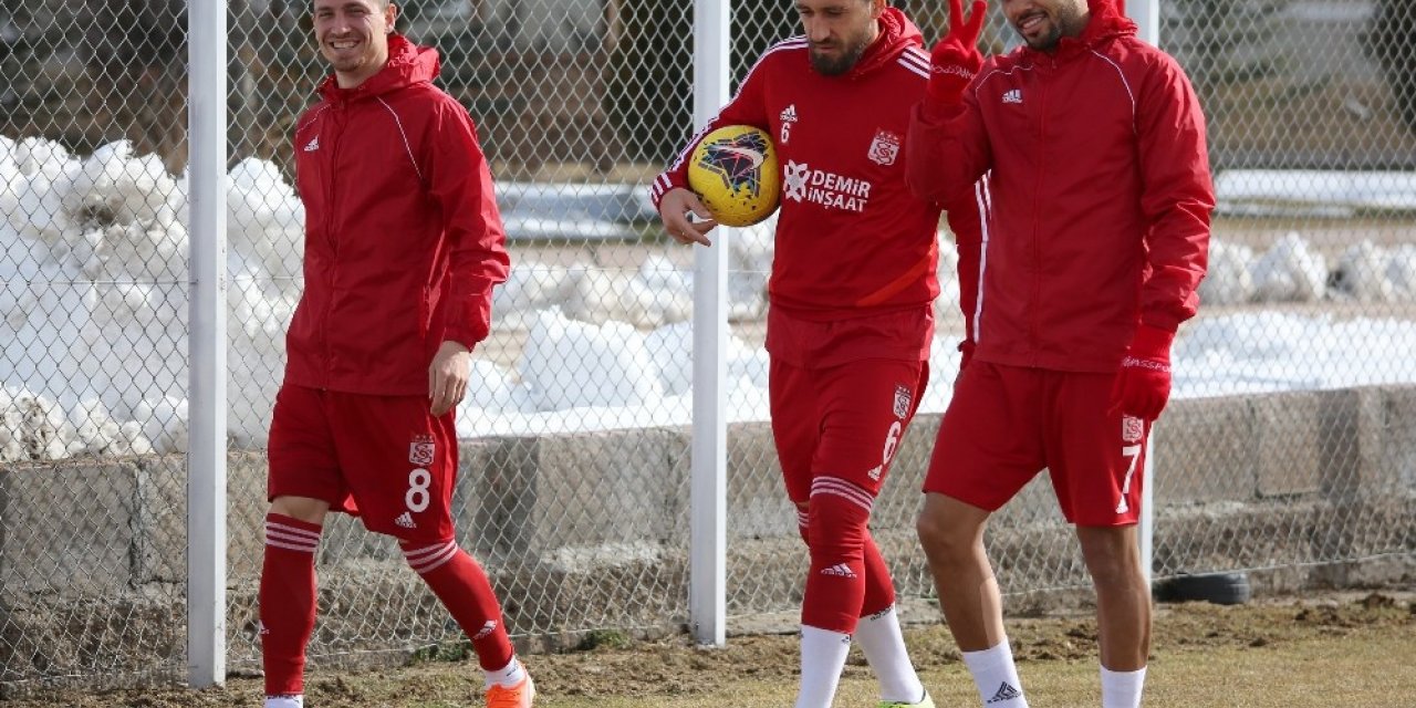 Sivasspor’da neşeli antrenman