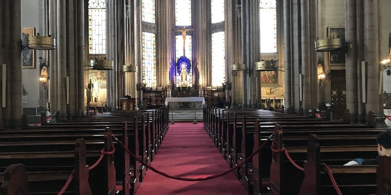 Beyoğlu’ndaki Sent Antuan Kilisesi’nde büyük kriz