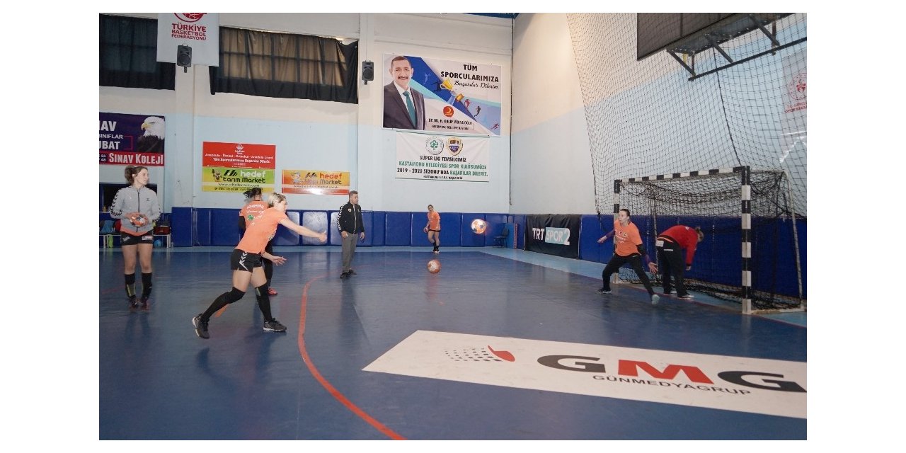 Kastamonu Belediyespor, Siofok maçının hazırlıklarını sürdürüyor