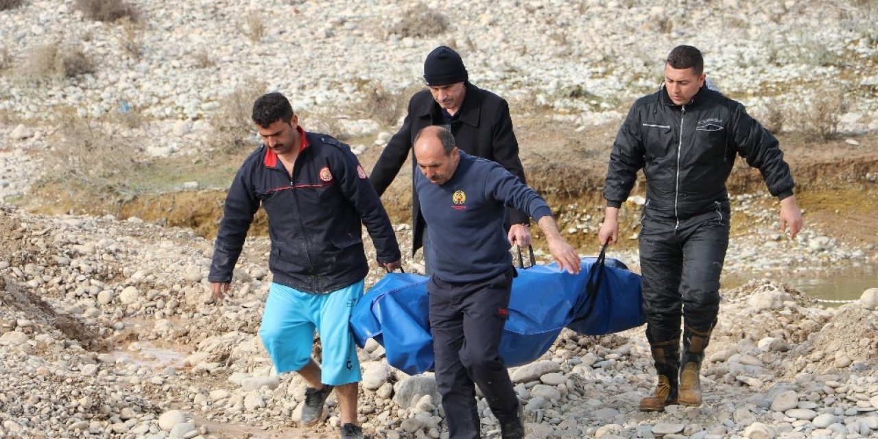 Balık avlarken kaybolan çocuğun cesedi bulundu, baba aranıyor