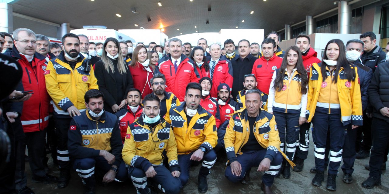 Bakan Koca Esendere Gümrük Kapısı'nda incelemelerde bulundu: