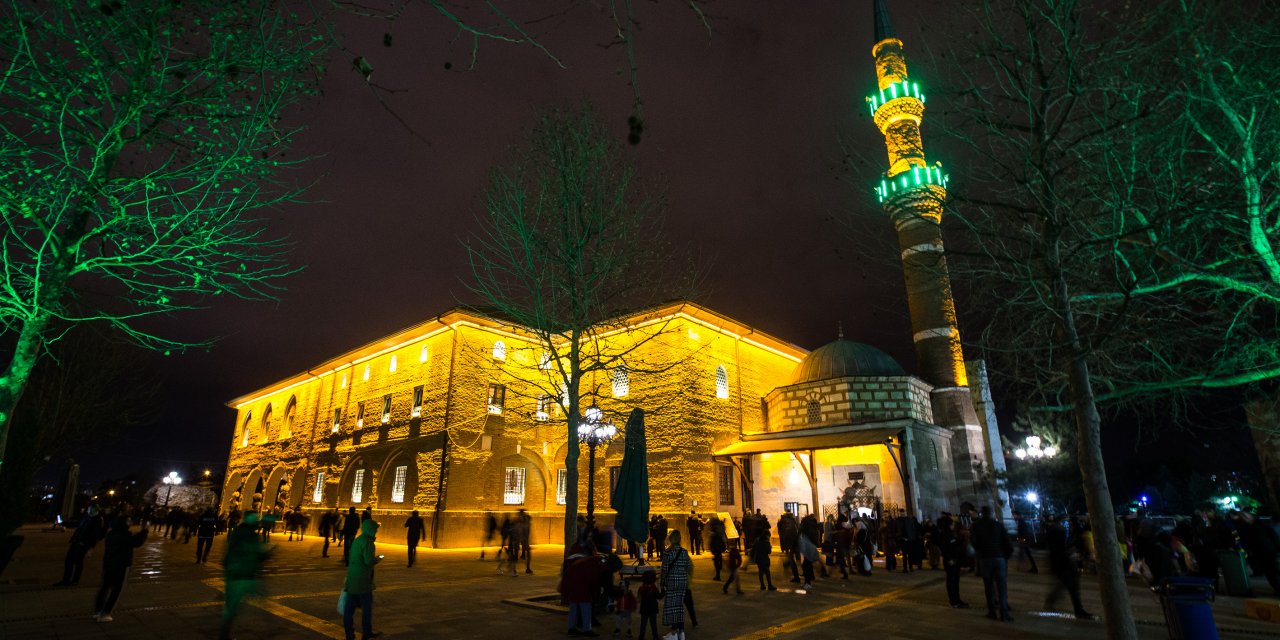 Başkentte Regaip Kandili dualarla idrak edildi