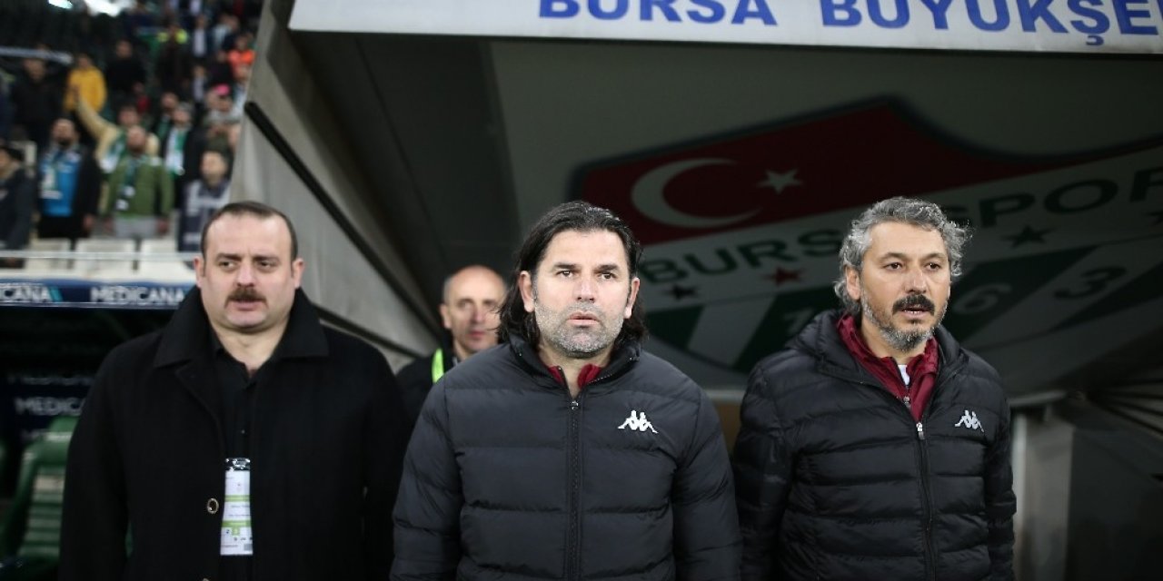 İbrahim Üzülmez: "Bursaspor bu yarışın içerisinde olacak"