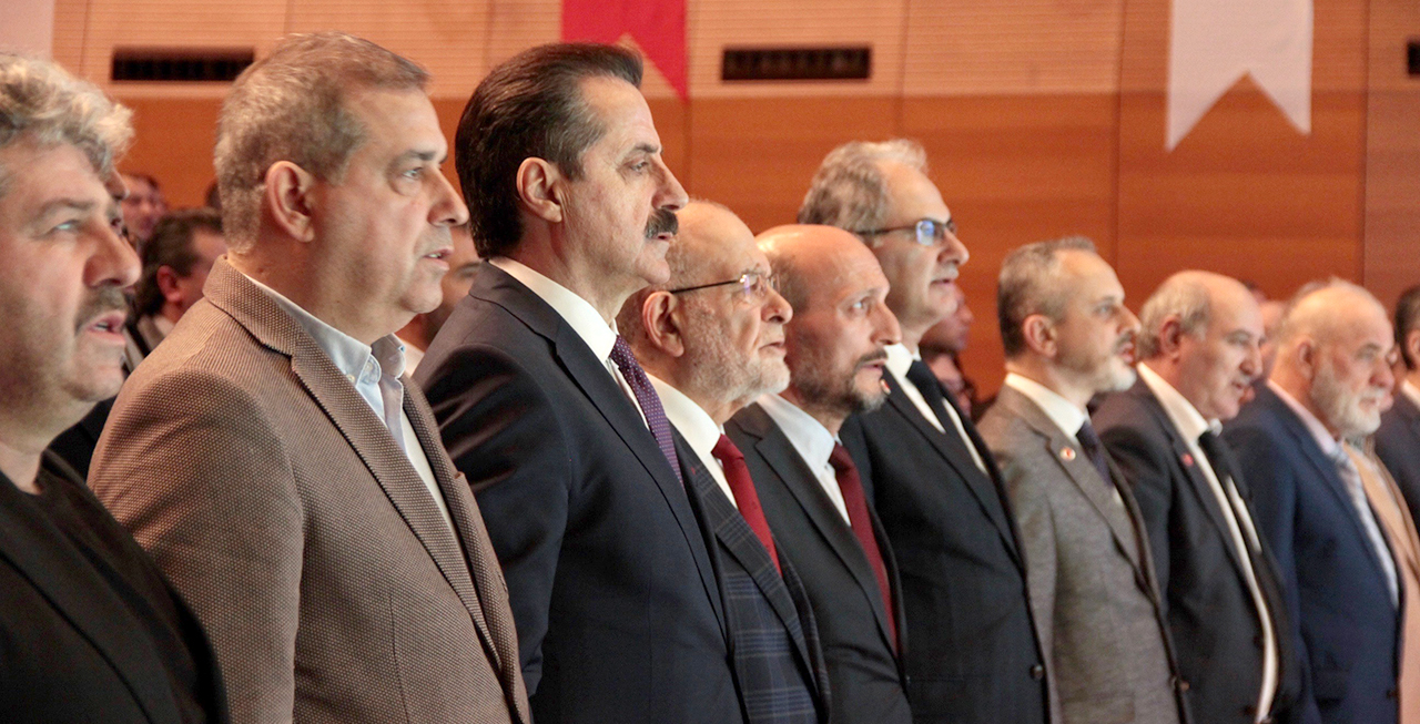 Karamollaoğlu: Bizi kimse hainlikle itham edemez