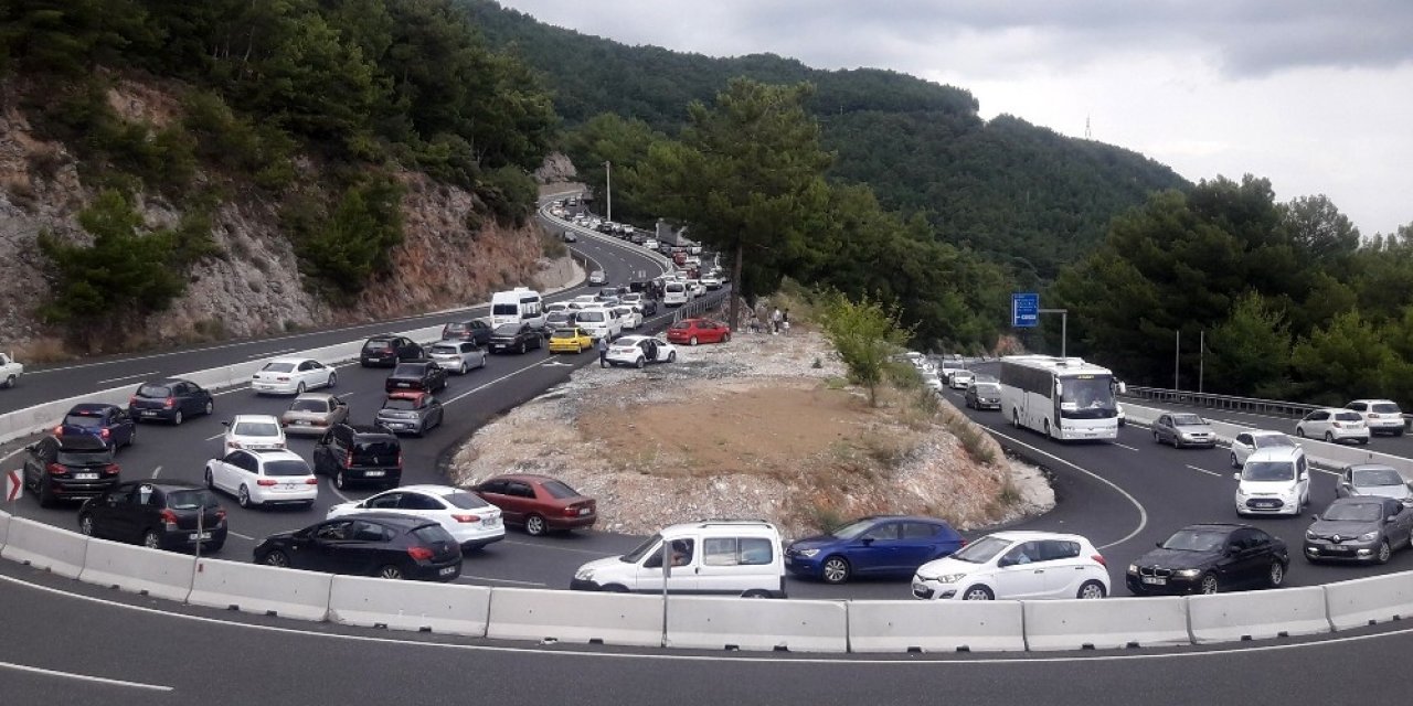 Muğla’da iki kişiye bir araç düşüyor