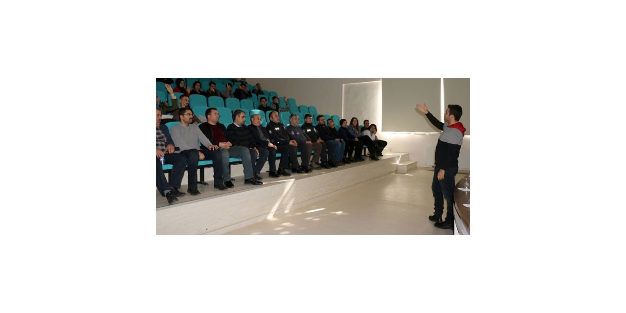 Öğrencilere sosyal medya kullanımı uyarısı