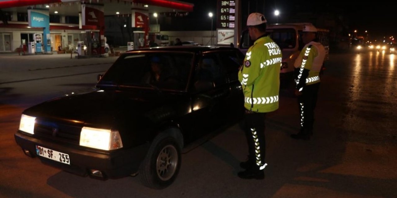 Adana’da 738 polisle uygulama