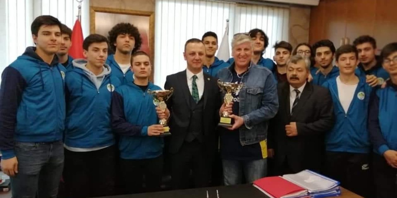 Kupa Başkan Alan’da