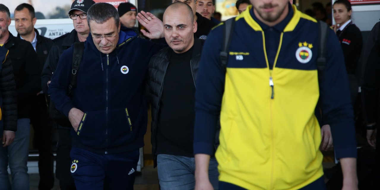 Fenerbahçe kafilesi Antalya'da
