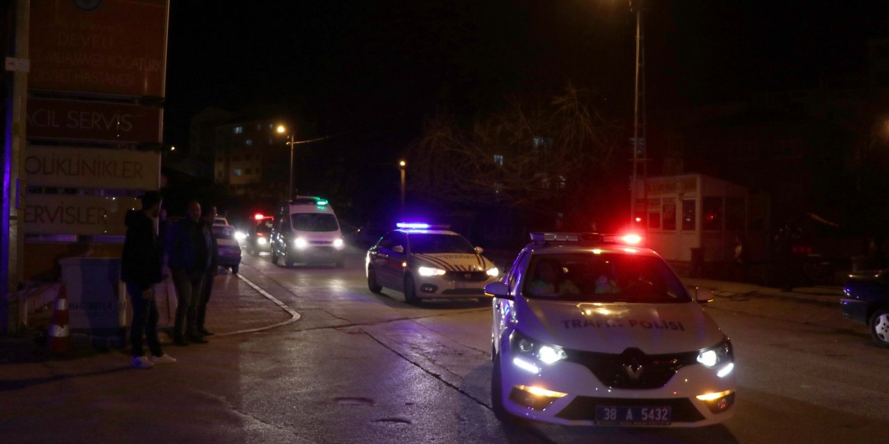 İdlib'de şehit olan Piyade Uzman Onbaşı Taşöz'ün naaşı Kayseri'ye getirildi