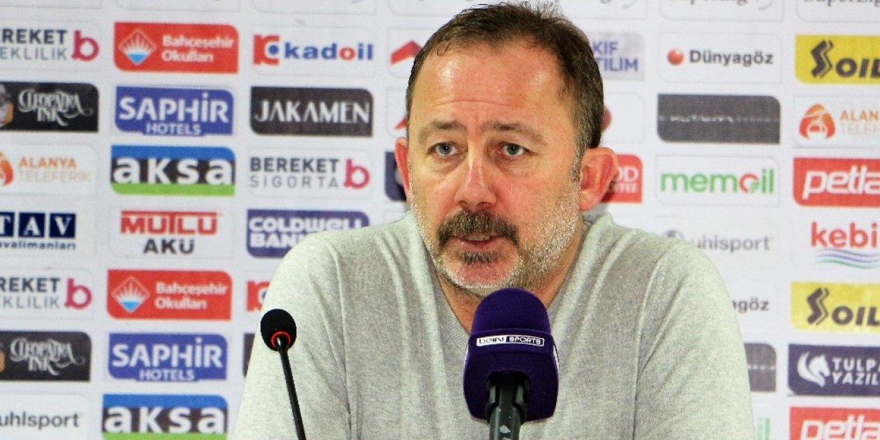 Sergen Yalçın: “Gol atamıyoruz ama pozisyona giriyoruz”