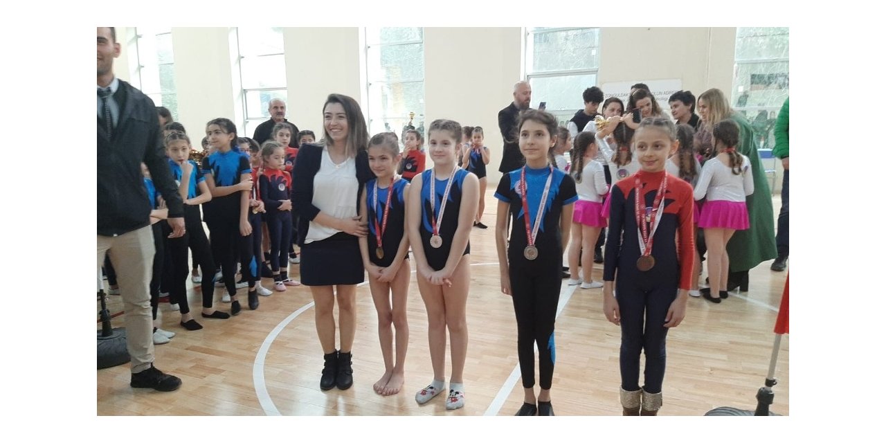Çaycuma cimnastik spor okulu başarıya imza attı