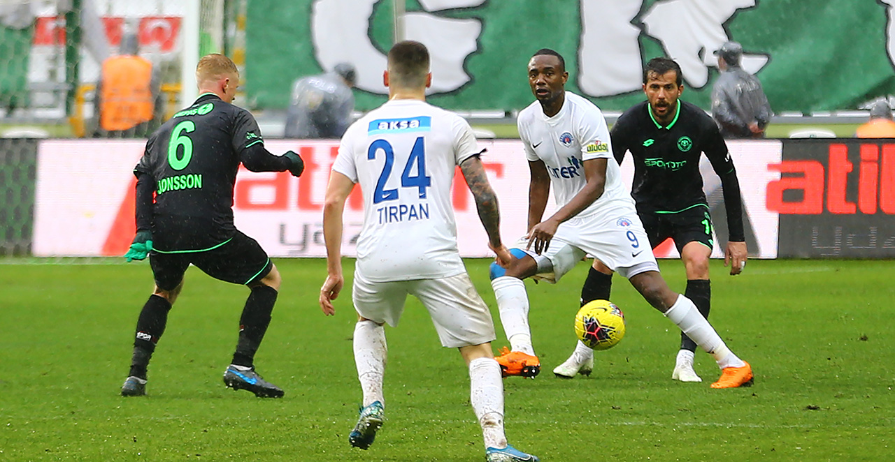 Süper Lig: İttifak Holding Konyaspor: 0 - Kasımpaşa: 0