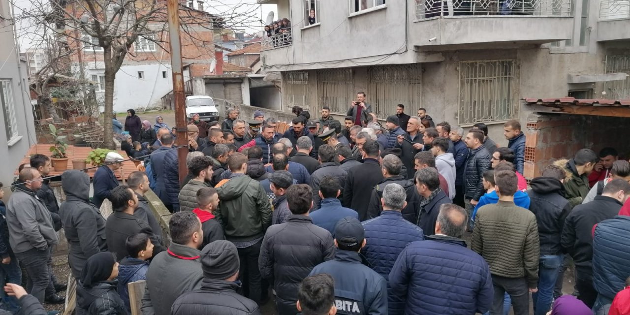 İdlib'de şehit olan Uzman Onbaşı Eyüp Gülaştı'nın ailesine acı haber verildi