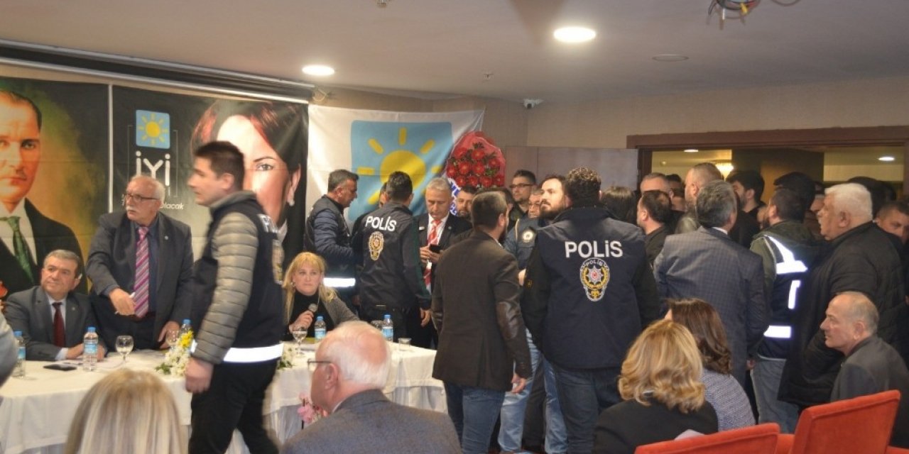 İYİ Parti Kdz. Ereğli Kongresi’nde ‘üyelik’ tartışması