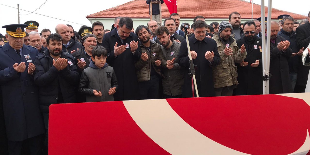 Türkiye Mehmetçik için tek yürek oldu