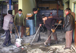 LPG deposu patladı: 4 yaralı