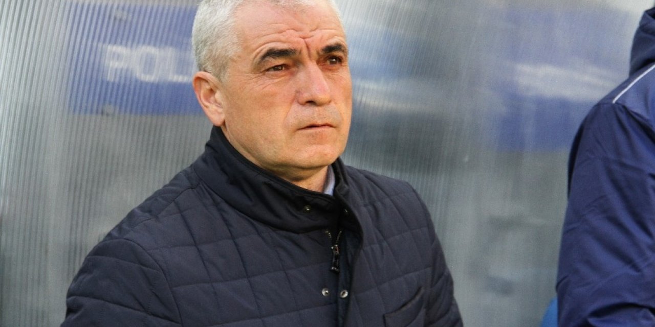 Rıza Çalımbay: “Rakip 10 kişi kalınca büyük bir avantaj yakaladık”